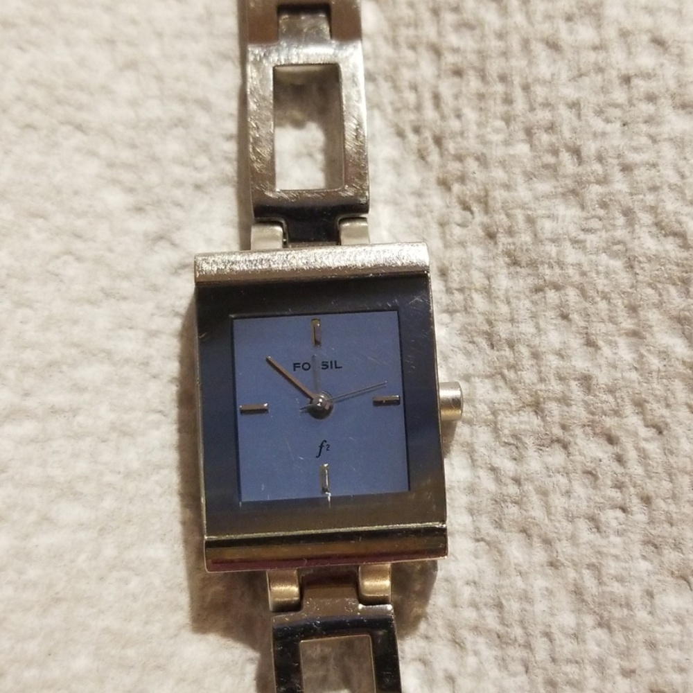Fossil Watch - Picture 7 of 7